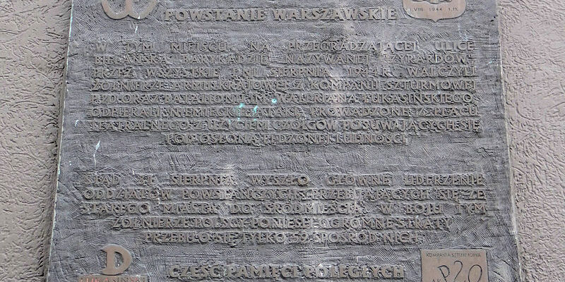 800px-Place_of_National_Memory_-_Barricade_Żyrardów_at_Daniłowiczowska_Street_in_Warsaw_-_02